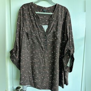 Torrid Harper 3/4 sleeve top.